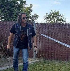 Meet your Posher, Charles